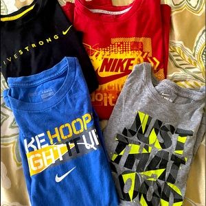 Boys Nike T-shirt lot of 4! Large and XL